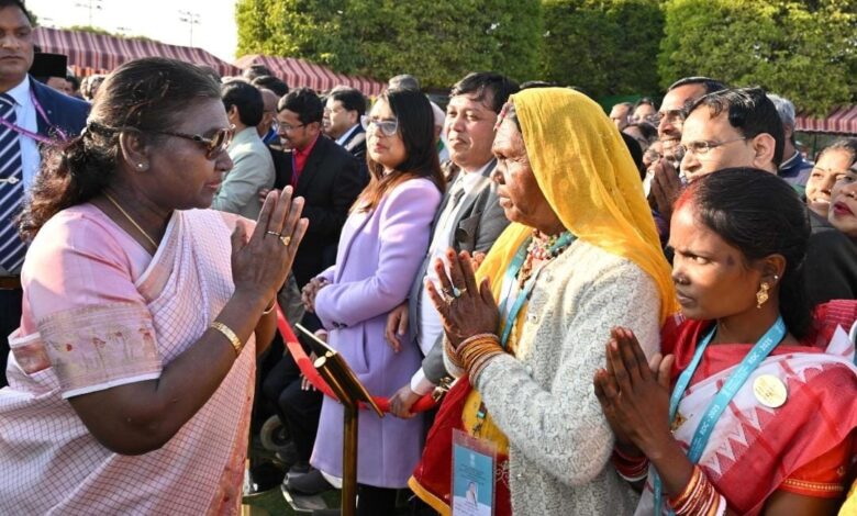 For the first time since independence, the President met the Baiga families who are beneficiaries of CREDA schemes