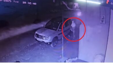 बिजनेसमैन की कार को बम से उड़ाया, सीसीटीवी में नकाबपोश युवक कैद